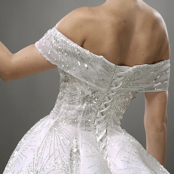 Bling Bling Blanche Robe De Mariée 2019 Princesse De l'épaule Manches Courtes Dos Nu Glitter Tulle Train De Balayage
