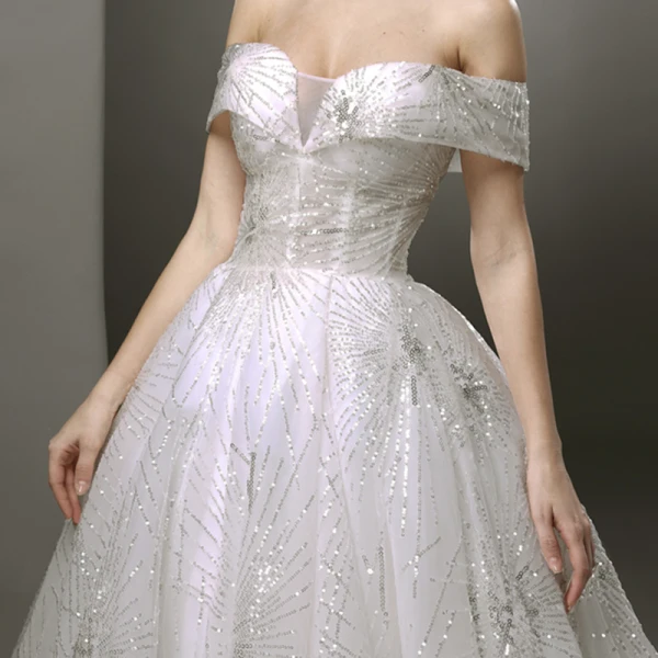 Bling Bling Blanche Robe De Mariée 2019 Princesse De l'épaule Manches Courtes Dos Nu Glitter Tulle Train De Balayage