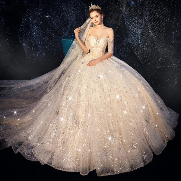 Bling Bling Champagne Robe De Mariée 2019 Robe Boule De l'épaule Manches Courtes Dos Nu Glitter Paillettes Cathedral Train Volants