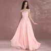 Modern / Fashion Pearl Pink Bridesmaid Dresses 2018 A-Line / Princess Scoop Neck Sleeveless Appliques Lace Sash Floor-Length / Long Backless Wedding Party Dresses