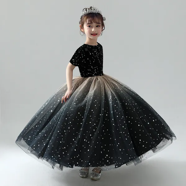 Hermoso Negro Vestidos para niñas 2019 Ball Gown Scoop Escote Manga Corta Estrella Bordado Glitter Tul Largos Ruffle Vestidos para bodas