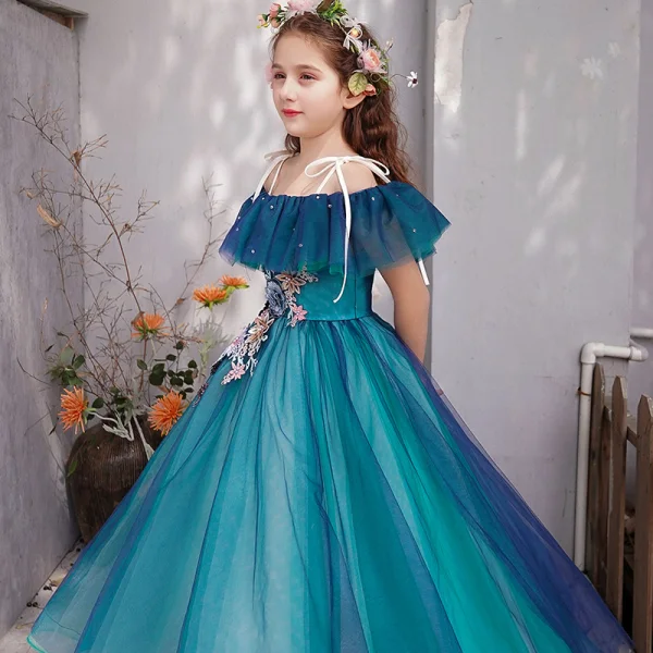 Chic / Belle Bleu D'encre Robe Ceremonie Fille 2019 Princesse De l'épaule Manches Courtes Appliques En Dentelle Perle Longue Volants Dos Nu Robe Pour Mariage