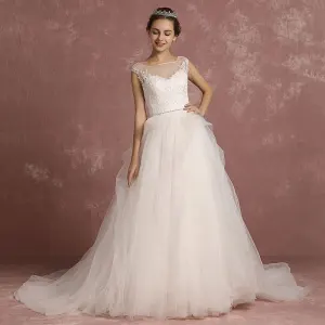 Élégant Ivoire Robe De Mariée 2018 Princesse Encolure Carrée Sans Manches Dos Nu Appliques En Dentelle Faux Diamant Ceinture Tribunal Train