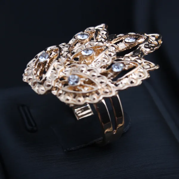 Exagéré Argenté Soirée Faux Diamant Colliers Boucles D'Oreilles Anneaux Bracelets 2023 Accessorize