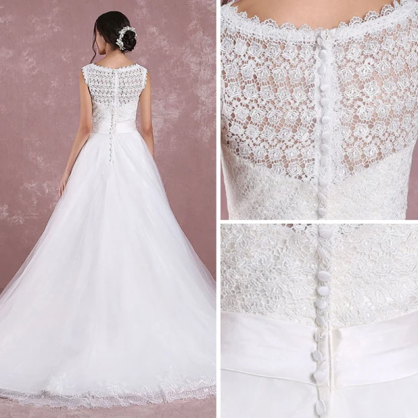 Elegante Weiß Brautkleider 2018 A Linie Rundhalsausschnitt Ärmellos Rückenfreies Applikationen Mit Spitze Strass Stoffgürtel Hof-Schleppe