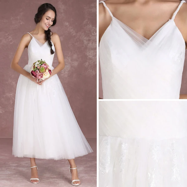 Schlicht Ivory / Creme Strand Brautkleider 2018 A Linie Spaghettiträger Ärmellos Rückenfreies Applikationen Mit Spitze Wadenlang