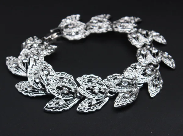 Exagéré Argenté Soirée Faux Diamant Colliers Boucles D'Oreilles Anneaux Bracelets 2023 Accessorize