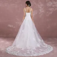 Eleganckie Białe Suknie Ślubne 2018 Princessa Plecy Bez Rękawów Bez Pleców Aplikacje Z Koronki Trenem Sąd Wzburzyć