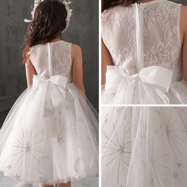 Chic / Beautiful Ivory Flower Girl Dresses 2019 Ball Gown Scoop Neck Sleeveless Bow Appliques Lace Beading Short Ruffle Wedding Party Dresses