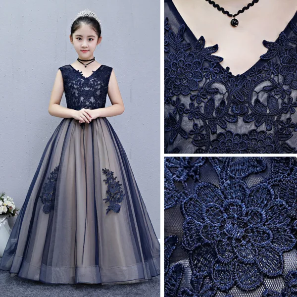 Chic / Beautiful Navy Blue Flower Girl Dresses 2019 A-Line / Princess V-Neck Sleeveless Appliques Lace Sweep Train Ruffle Backless Wedding Party Dresses