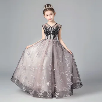 Chic Belle Noire Rougissant Rose Robe Ceremonie Fille 2019 Princesse V Cou Sans Manches Étoile Appliques En Dentelle Longue Volants Dos Nu Robe Pour Mariage