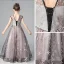 Schöne Schwarz Rosa Blumenmädchenkleider 2019 A Linie V-Ausschnitt Ärmellos Star Applikationen Spitze Lange Rüschen Rückenfreies Kleider Für Hochzeit