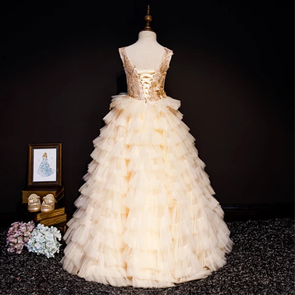 Luxury / Gorgeous Champagne Flower Girl Dresses 2019 A-Line / Princess Scoop Neck Sleeveless Appliques Lace Pearl Rhinestone Floor-Length / Long Cascading Ruffles Backless Wedding Party Dresses