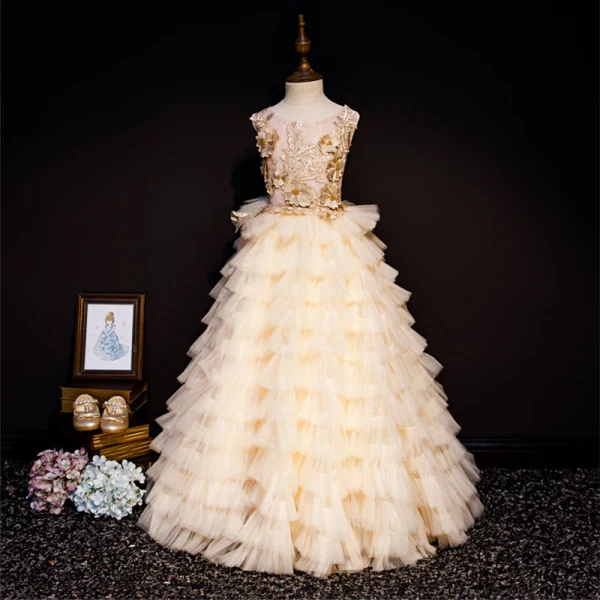Luxury / Gorgeous Champagne Flower Girl Dresses 2019 A-Line / Princess Scoop Neck Sleeveless Appliques Lace Pearl Rhinestone Floor-Length / Long Cascading Ruffles Backless Wedding Party Dresses