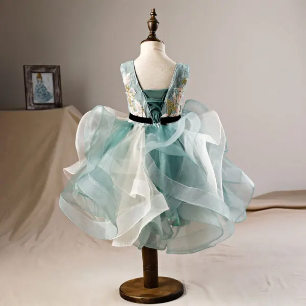 Elegant Green Flower Girl Dresses 2019 Ball Gown Scoop Neck Sleeveless Appliques Sequins Tea-length Cascading Ruffles Backless Wedding Party Dresses