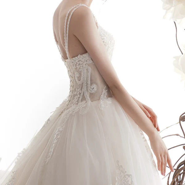 Best Champagne Wedding Dresses 2019 A-Line / Princess Spaghetti Straps Sleeveless Backless Appliques Lace Handmade Beading Cathedral Train Ruffle