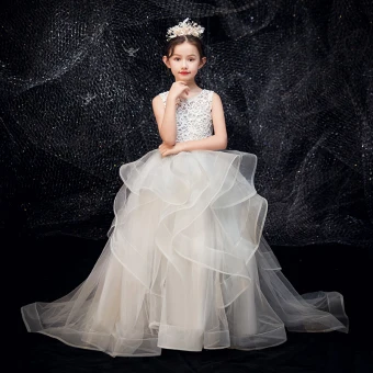Best Grey Lace Pierced Flower Girl Dresses 2019 Ball Gown Scoop Neck Sleeveless Sweep Train Cascading Ruffles Wedding Party Dresses