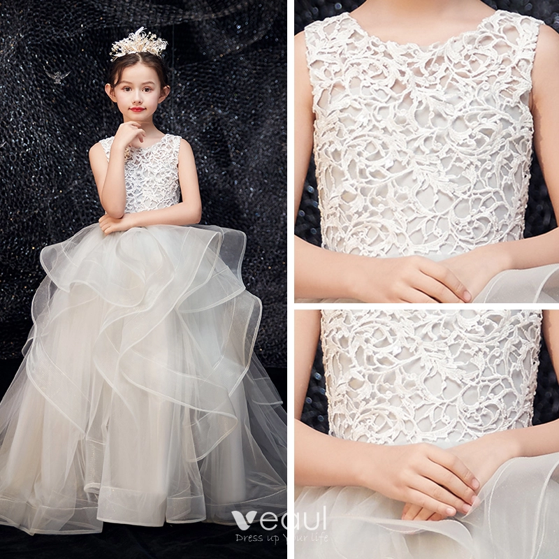 Best 10 Ivory Flower Girl Dresses To Match Your Bridal Gown| Misdress