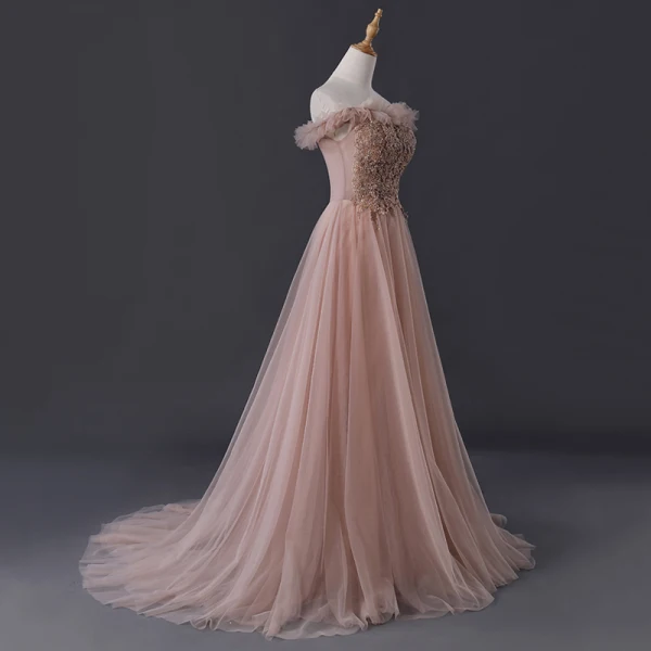 Elegante Pearl Rosa Abendkleider 2019 A Linie Off Shoulder Kurze Ärmel Perlenstickerei Sweep / Pinsel Zug Rüschen Rückenfreies Festliche Kleider