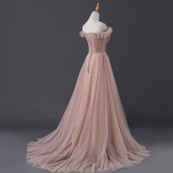 Elegante Pearl Rosa Abendkleider 2019 A Linie Off Shoulder Kurze Ärmel Perlenstickerei Sweep / Pinsel Zug Rüschen Rückenfreies Festliche Kleider