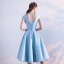 Chic / Belle Bleu Satin de retour Robe De Graduation 2019 Princesse Encolure Carrée Sans Manches Appliques En Dentelle Perlage Perle Thé Longueur Volants Dos Nu