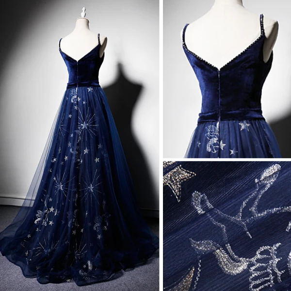 Elegante Marineblau Wildleder Abendkleider 2019 A Linie Spaghettiträger Tiefer V-Ausschnitt Ärmellos Strass Stoffgürtel Perlenstickerei Stickerei Lange Rüschen Rückenfreies Festliche Kleider