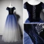 Luxe Bleu Marine Dégradé De Couleur Daim Robe De Bal 2019 Princesse Encolure Dégagée Manches Courtes Perlage Faux Diamant Noeud Ceinture Longue Volants Robe De Ceremonie