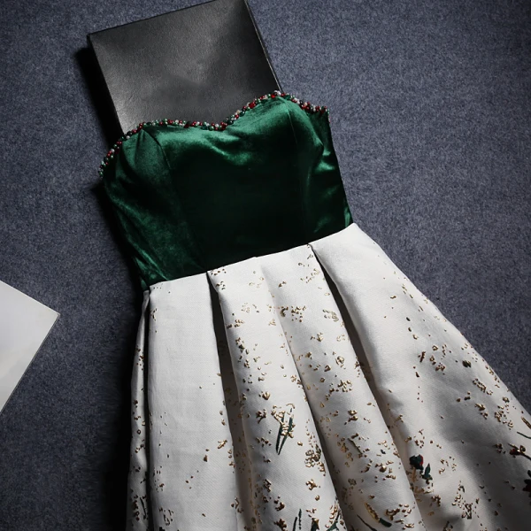 Modern / Fashion Dark Green White Suede Evening Dresses 2019 A-Line / Princess Sweetheart Sleeveless Beading Printing Flower Floor-Length / Long Ruffle Backless Formal Dresses