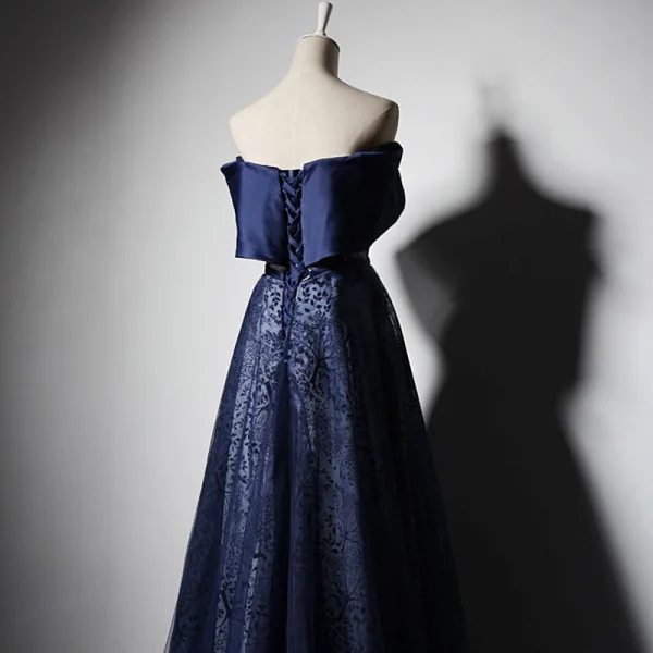 Elegant Navy Blue Evening Dresses 2019 A-Line / Princess Off-The-Shoulder Short Sleeve Bow Sash Appliques Lace Embroidered Flower Floor-Length / Long Ruffle Backless Formal Dresses