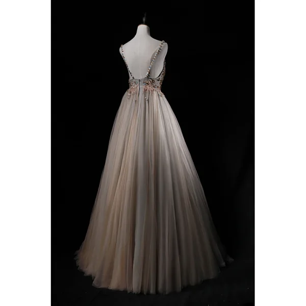 Luxe Champagne Gris Robe De Bal 2019 Princesse Bretelles Spaghetti Sans Manches Appliques En Dentelle Perlage Longue Volants Dos Nu Robe De Ceremonie