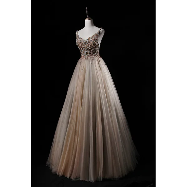 Luxe Champagne Gris Robe De Bal 2019 Princesse Bretelles Spaghetti Sans Manches Appliques En Dentelle Perlage Longue Volants Dos Nu Robe De Ceremonie