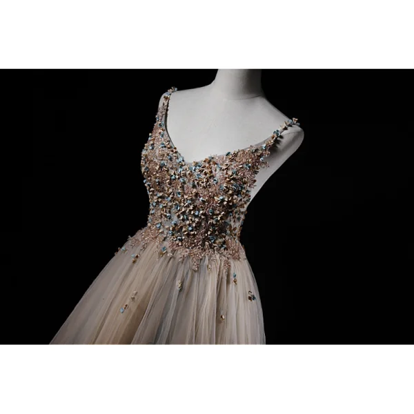 Luxe Champagne Gris Robe De Bal 2019 Princesse Bretelles Spaghetti Sans Manches Appliques En Dentelle Perlage Longue Volants Dos Nu Robe De Ceremonie