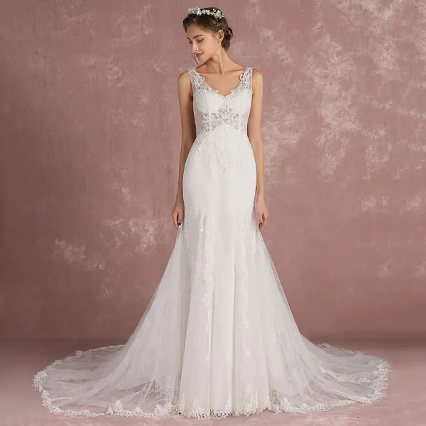 Elegant Ivory Pierced Wedding Dresses 2018 Trumpet / Mermaid V-Neck Sleeveless Appliques Lace Court Train