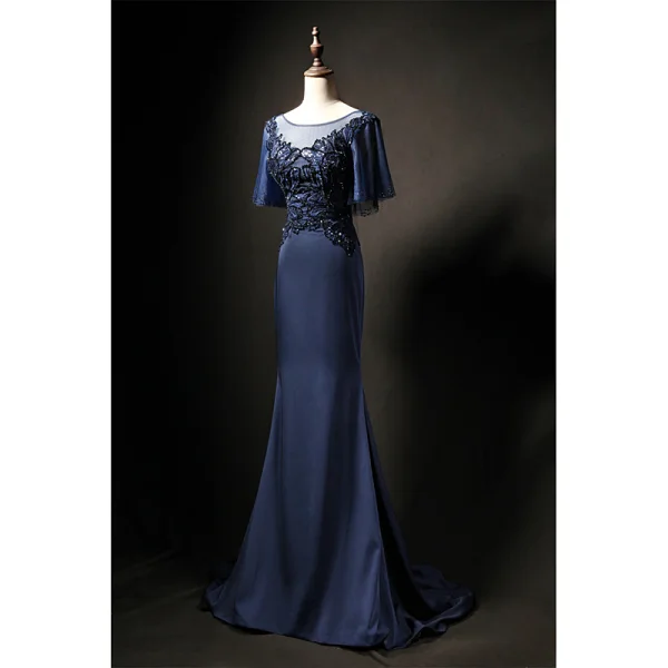 Élégant Bleu Marine Transparentes Robe De Soirée 2019 Trompette / Sirène Encolure Dégagée 1/2 Manches Faux Diamant Appliques En Dentelle Glitter Paillettes Train De Balayage Volants Dos Nu Robe De Ceremonie