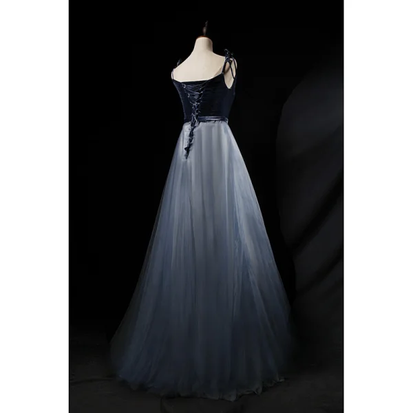 Chic / Belle Bleu Marine Dégradé De Couleur Daim Robe De Soirée 2019 Princesse Bretelles Spaghetti Sans Manches Ceinture Longue Volants Dos Nu Robe De Ceremonie