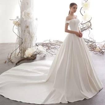Simple Ivoire Satin Robe De Mariée 2019 Princesse De L 039 Épaule Manches Courtes Fleur Dos Nu Cathedral Train Volants