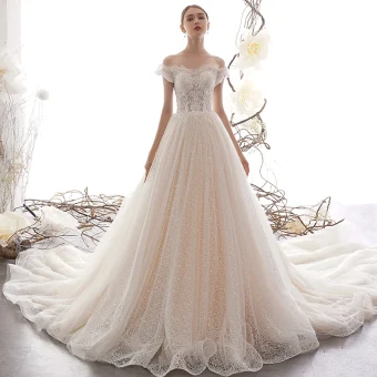 Meilleur Champagne Dentelle Robe De Mariée 2019 Princesse De L 039 Épaule Gonflée Manches Courtes Dos Nu Appliques En Dentelle Perlage Glitter Tulle Cathedral Train Volants