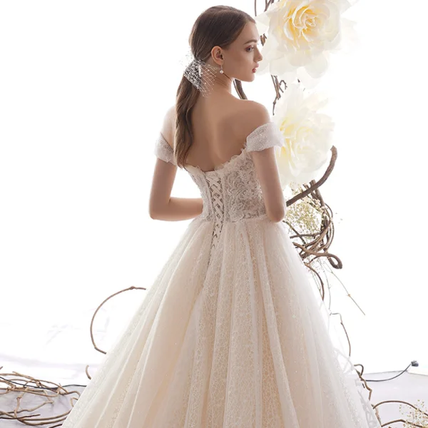 Bäst Champagne Spets Bröllopsklänningar 2019 Prinsessa Av Axeln Pösigt Korta ärm Halterneck Appliqués Spets Beading Glittriga / Glitter Tyll Cathedral Train Ruffle