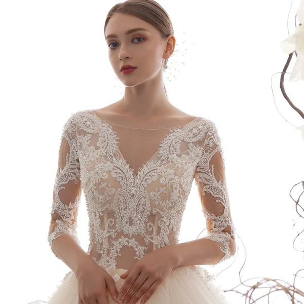 Illusion Champagner Durchsichtige Brautkleider / Hochzeitskleider 2019 A Linie Eckiger Ausschnitt 3/4 Ärmel Applikationen Spitze Perlenstickerei Kathedrale Schleppe Rüschen