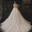 Elegant Champagne Brudekjoler 2019 Prinsesse Kjæreste Uten Ermer Ryggløse Beading Chapel Train Buste