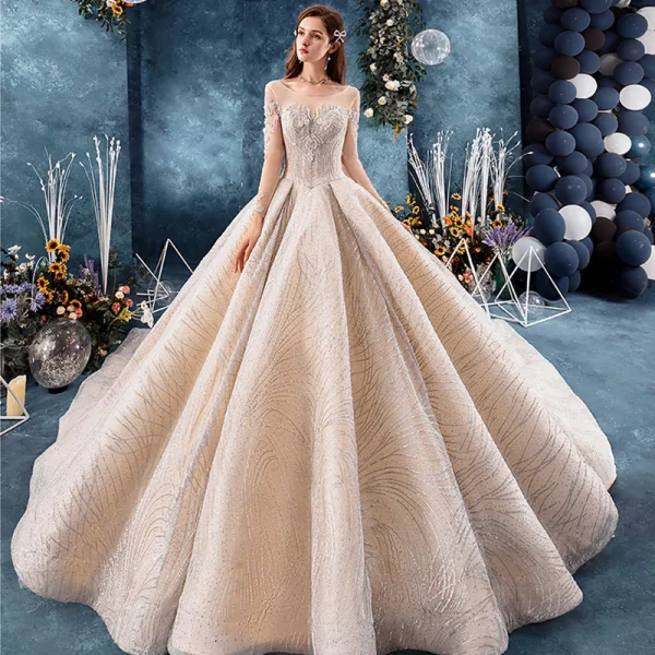 Luxus / Herrlich Champagner Durchsichtige Brautkleider / Hochzeitskleider 2019 Ballkleid Eckiger Ausschnitt Lange Ärmel Rückenfreies Handgefertigt Perlenstickerei Glanz Tülle Königliche Schleppe Rüschen