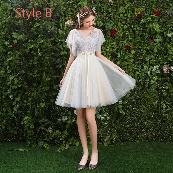 Modern / Fashion Champagne Bridesmaid Dresses 2019 A-Line / Princess Appliques Lace Sash Short Ruffle Backless Wedding Party Dresses