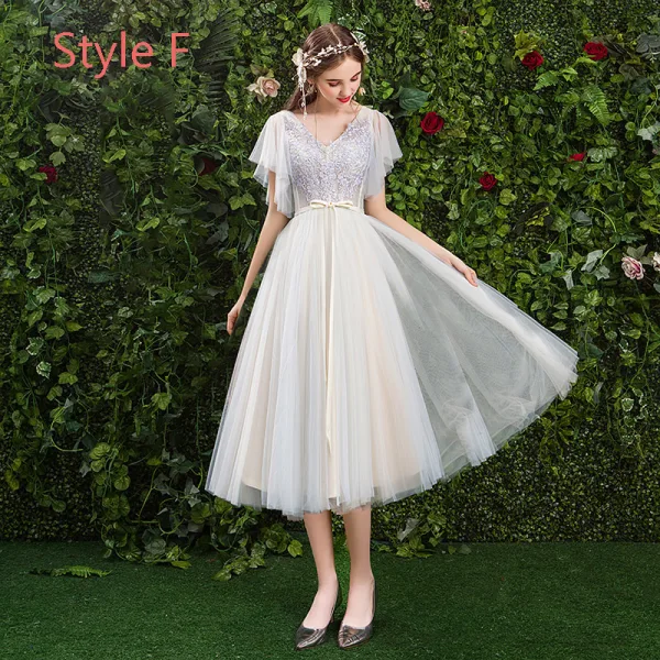 Modern / Fashion Champagne Bridesmaid Dresses 2019 A-Line / Princess Appliques Lace Sash Short Ruffle Backless Wedding Party Dresses