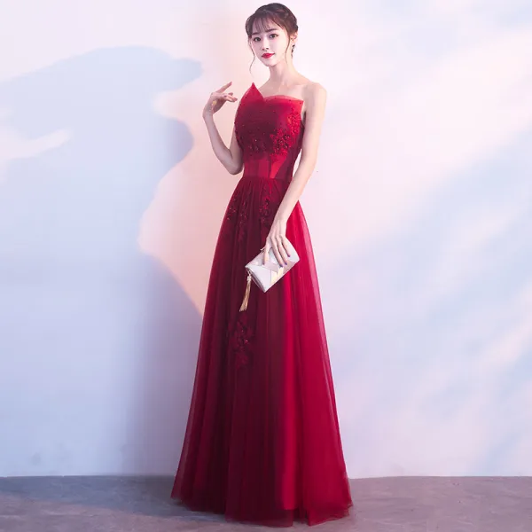 Affordable Navy Blue Evening Dresses 2019 A-Line / Princess Strapless Sleeveless Appliques Lace Beading Pearl Floor-Length / Long Ruffle Backless Formal Dresses