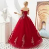 Chic / Beautiful Red Prom Dresses 2019 A-Line / Princess Off-The-Shoulder Short Sleeve Appliques Lace Backless Floor-Length / Long Formal Dresses