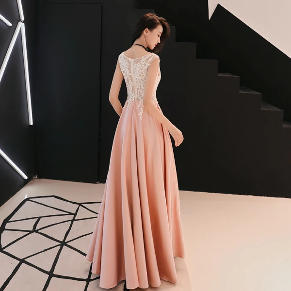 Affordable Pearl Pink Satin Evening Dresses 2019 A-Line / Princess See-through Scoop Neck Sleeveless Appliques Lace Rhinestone Floor-Length / Long Ruffle Formal Dresses