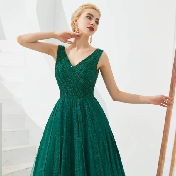 Meilleure Vert Foncé Robe De Soirée 2019 Princesse V-Cou Sans Manches Perlage Glitter Tulle Longue Volants Dos Nu Robe De Ceremonie
