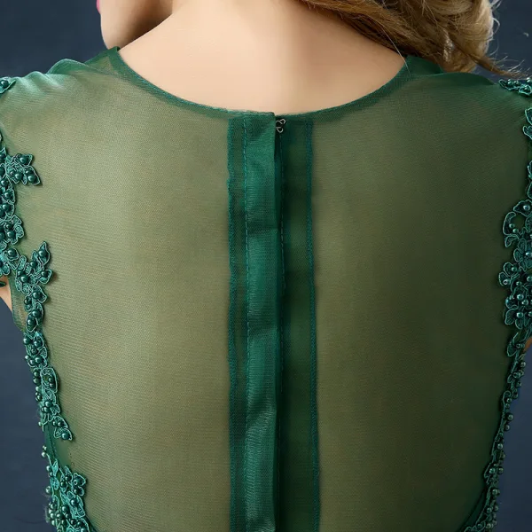 Chic / Beautiful Dark Green Satin Tulle See-through Evening Dresses 2019 A-Line / Princess Scoop Neck Sleeveless Appliques Lace Beading Pearl Sweep Train Ruffle Formal Dresses