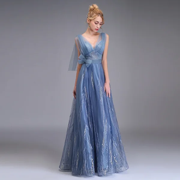 Elegante Meeresblau Abendkleider 2019 A Linie Tiefer V-Ausschnitt Ärmellos Applikationen Spitze Schleife Stoffgürtel Lange Rüschen Rückenfreies Festliche Kleider