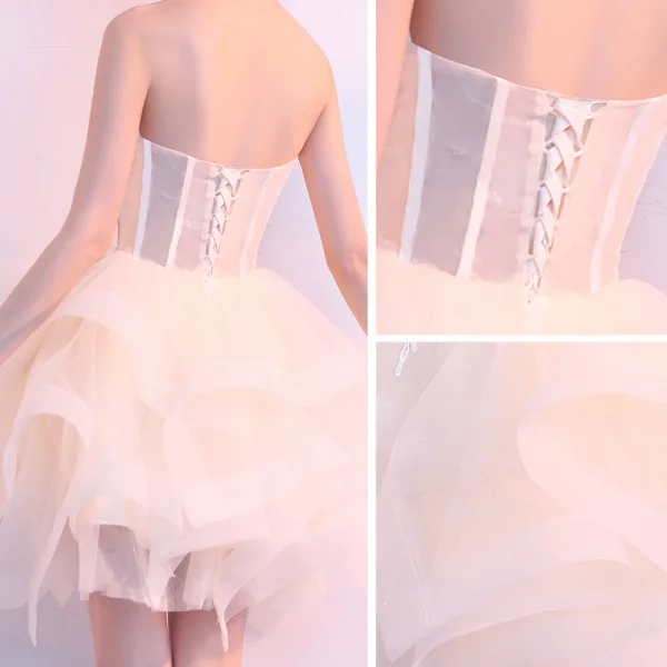 Schöne Champagner Cocktailkleider 2019 Ballkleid Bandeau Ärmellos Applikationen Spitze Strass Kurze Fallende Rüsche Rückenfreies Festliche Kleider